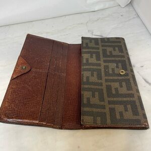 Vintage Fendi wallet